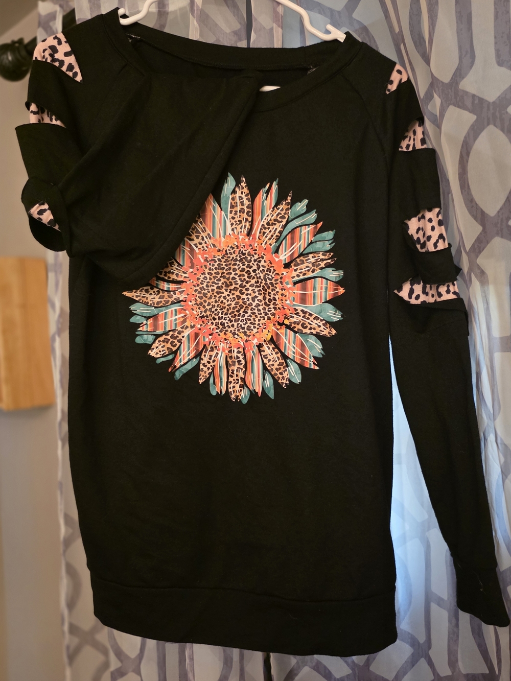 Women's Black Long Sleeve Top with Floral Sunflower Graphic Size M